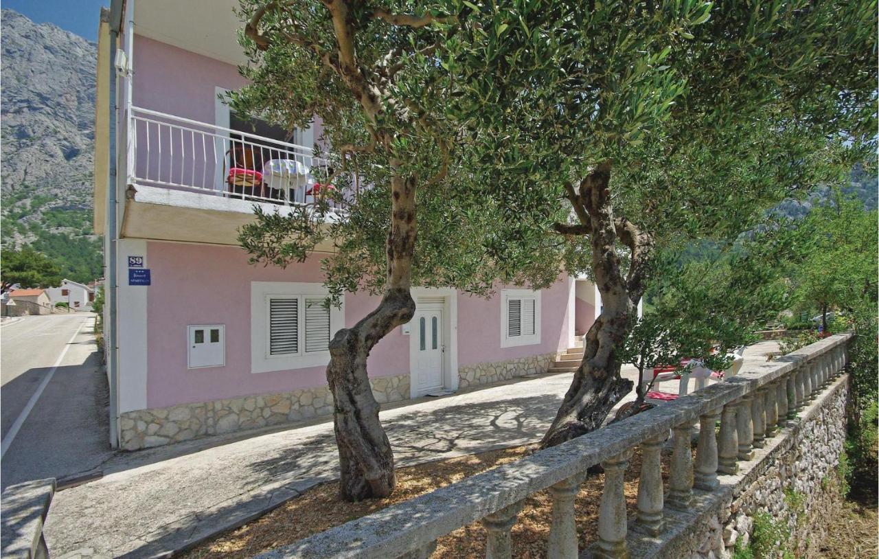 2 Bedroom Cozy Apartment In Makarska Dış mekan fotoğraf