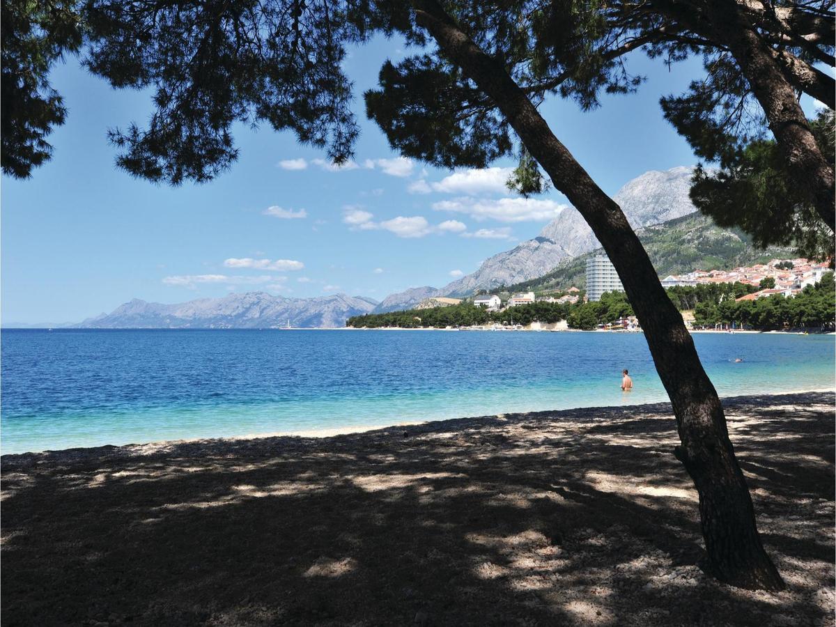 2 Bedroom Cozy Apartment In Makarska Dış mekan fotoğraf