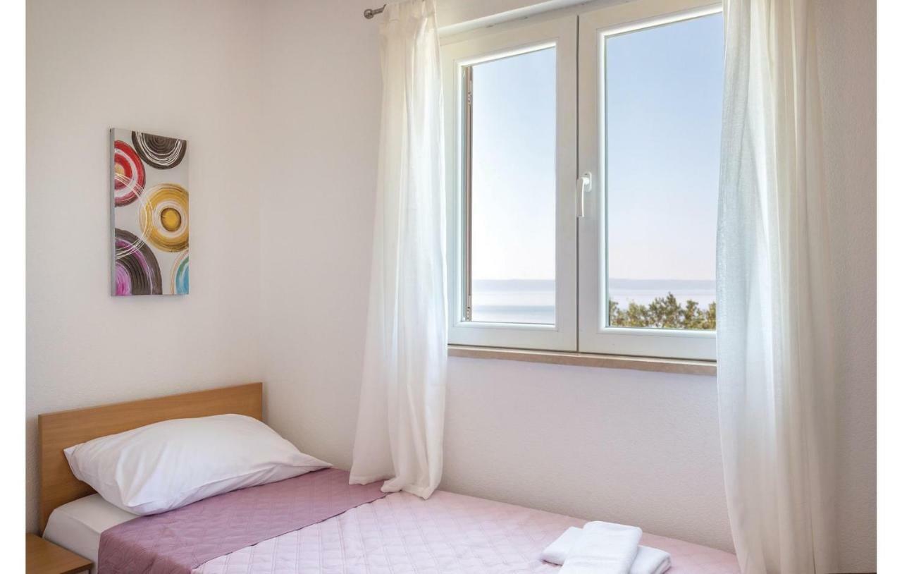 2 Bedroom Cozy Apartment In Makarska Dış mekan fotoğraf
